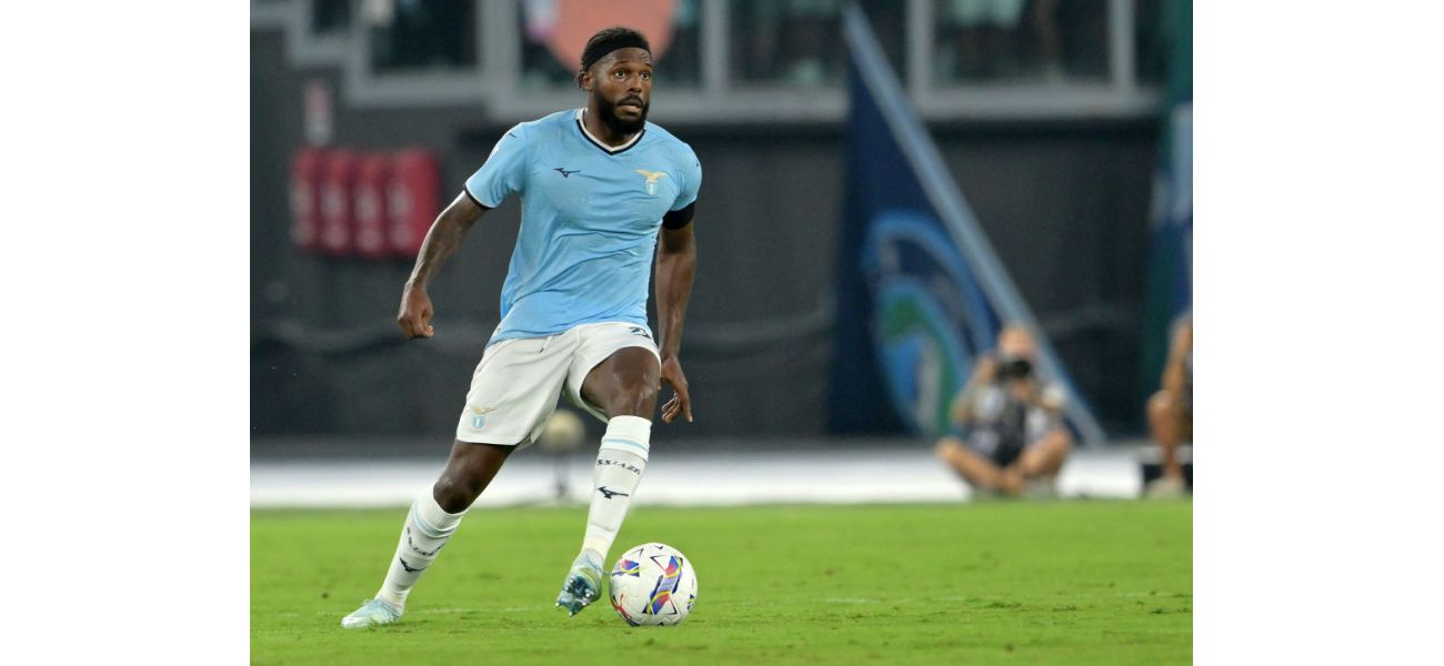 Owner of club praises player on loan, asking if anyone has seen how great he is.