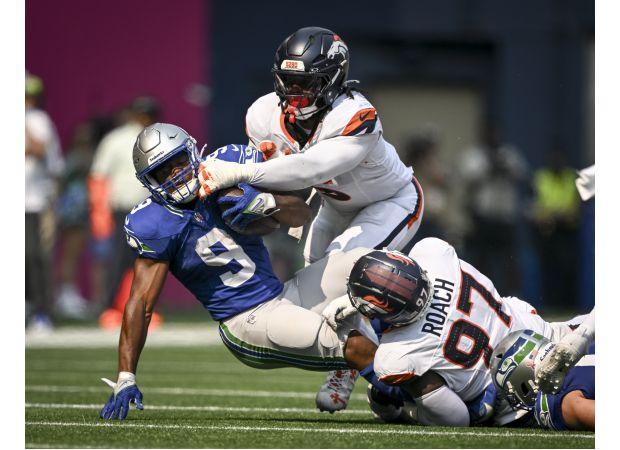 Did the Seahawks solve Vance Joseph's defense in the second half? Broncos Four Downs explores. #Broncos #Seahawks #VanceJoseph #Defense