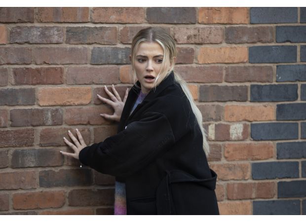 Famous Coronation Street star fights for life against sepsis.