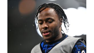 Former Chelsea player blames Raheem Sterling for Chelsea's loss.