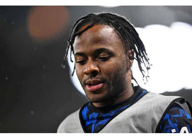 Former Chelsea player blames Raheem Sterling for Chelsea's loss.