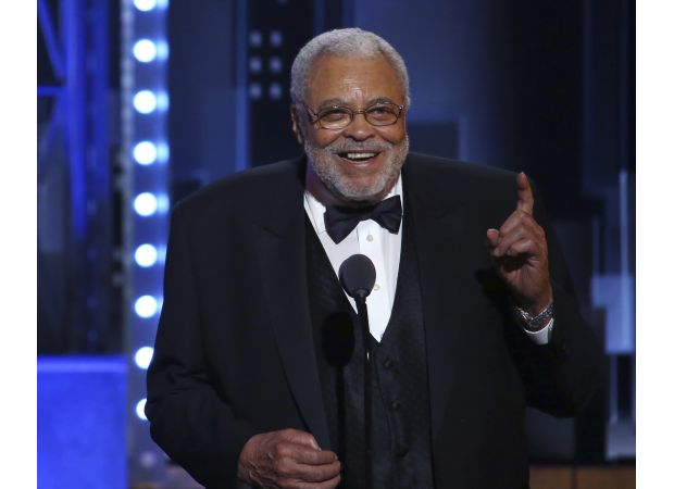 Beloved 93-year-old actor with iconic voice passes away.