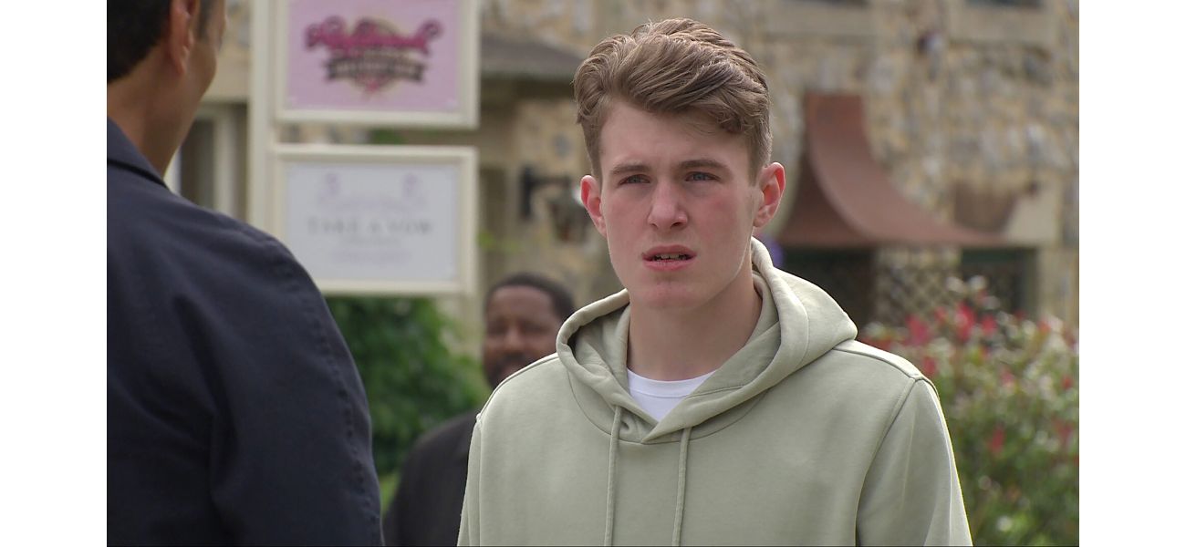Emmerdale reveals Arthur's secret relationship, but he wants to keep it from Laurel.