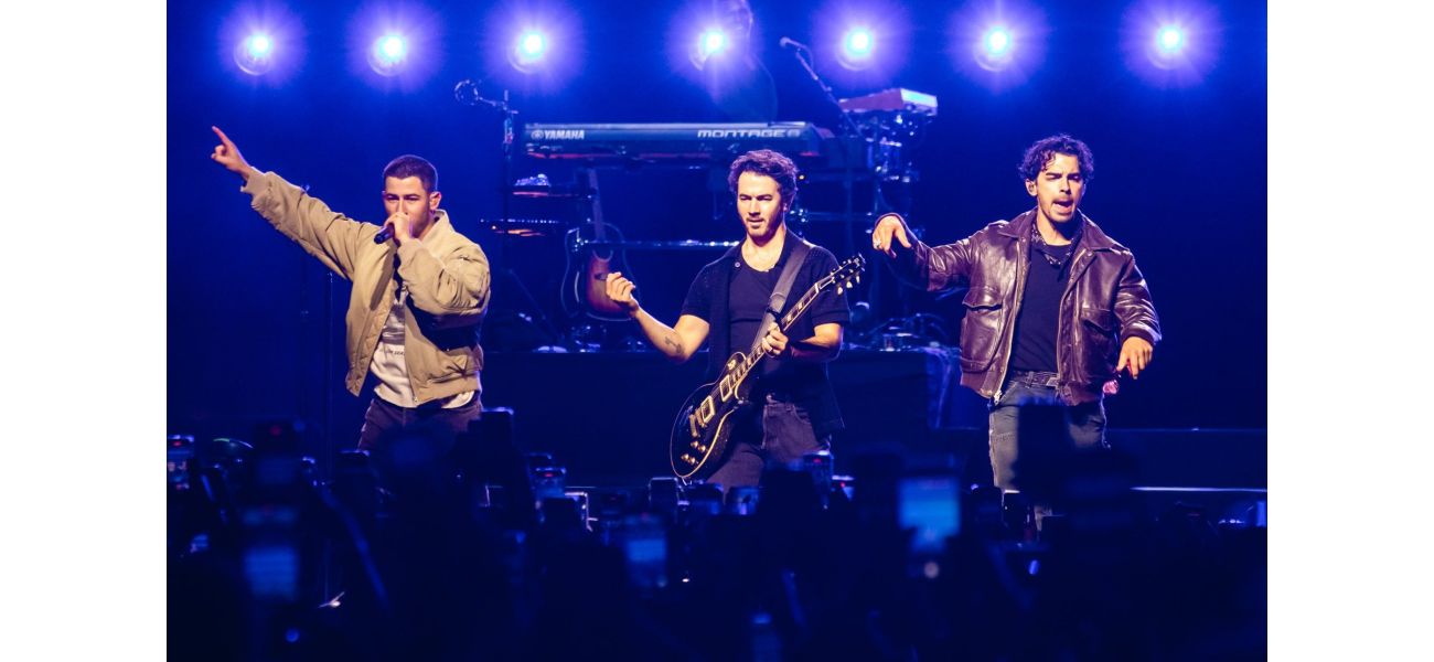 The Jonas Brothers, after almost 20 years, leave their mark on Belfast.