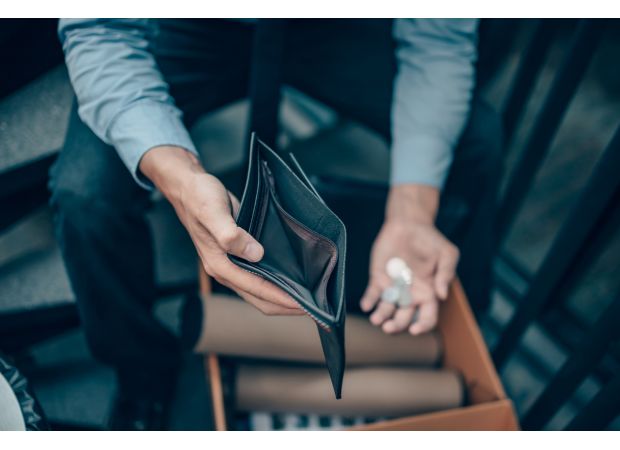 Countless Australians struggling due to financial emergencies as their savings dwindle.