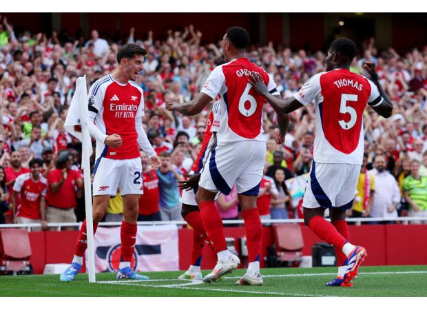 Arsenal can't wear usual kit for north London derby