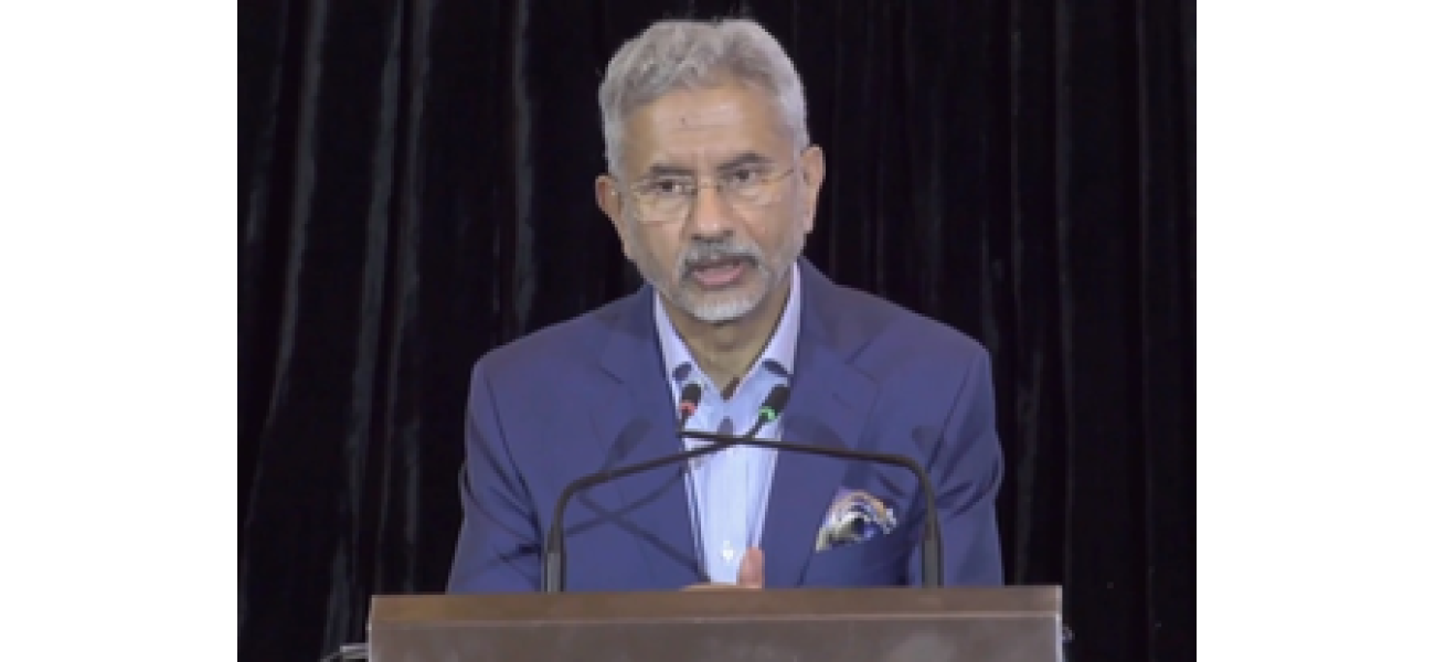 Jaishankar suggests Russia and Ukraine should negotiate and offers India's assistance if desired.