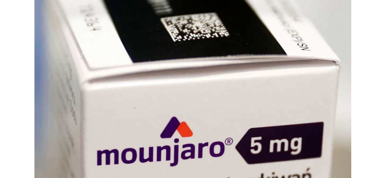 New weight loss medicine approved in Australia, but supplies running out quickly.