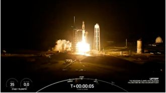 SpaceX sends crew on risky journey through Earth's radiation belts.