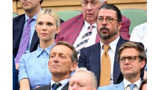 Dave Grohl’s latest appearance with his wife before their surprise baby news was filled with an uncomfortable moment.