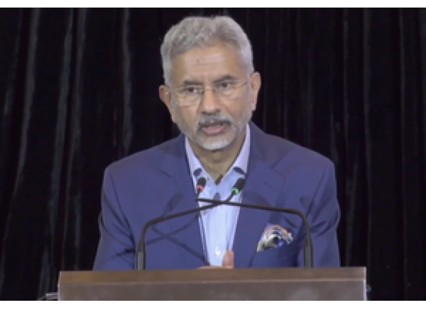 Jaishankar suggests Russia and Ukraine should negotiate and offers India's assistance if desired.