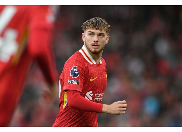 A Liverpool player will be absent for upcoming games against Arsenal and Chelsea due to a foot injury.