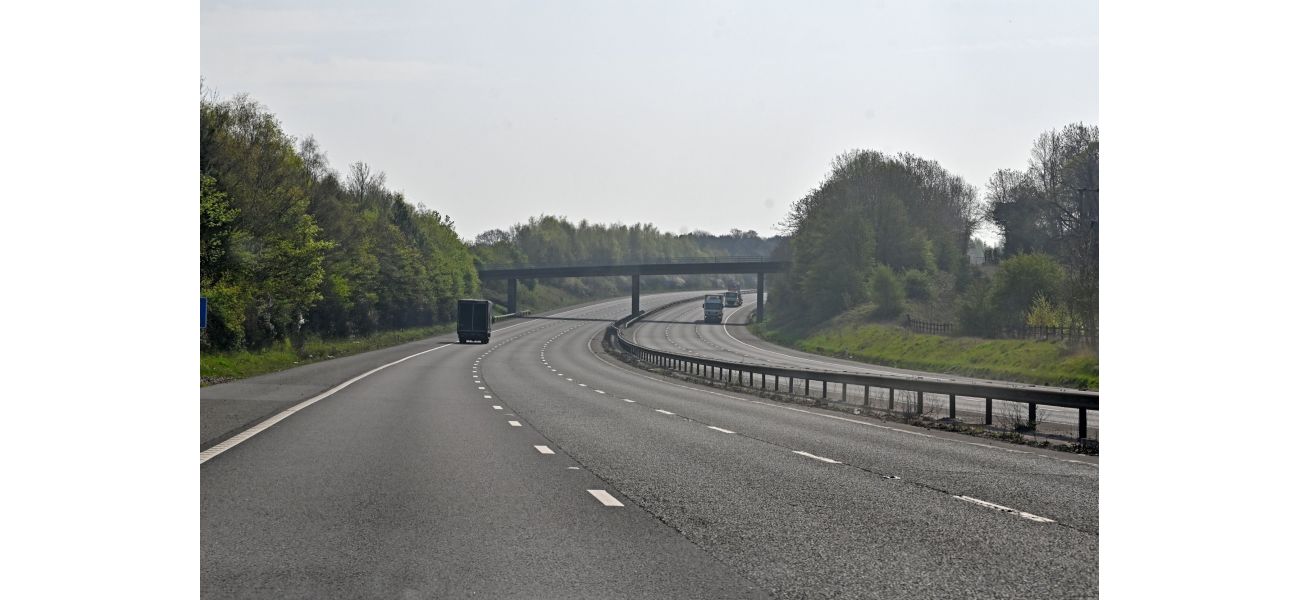 Major accident on motorway, causing drivers to experience hour-long delays