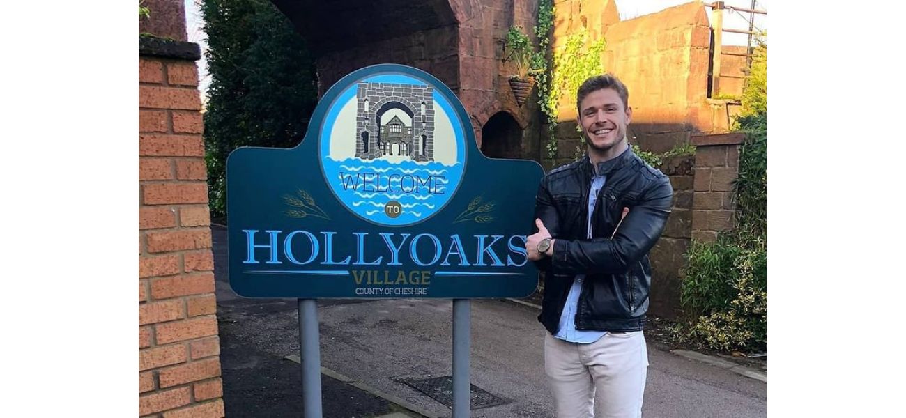 Star of popular TV show Hollyoaks shares happy news of engagement through romantic photos.