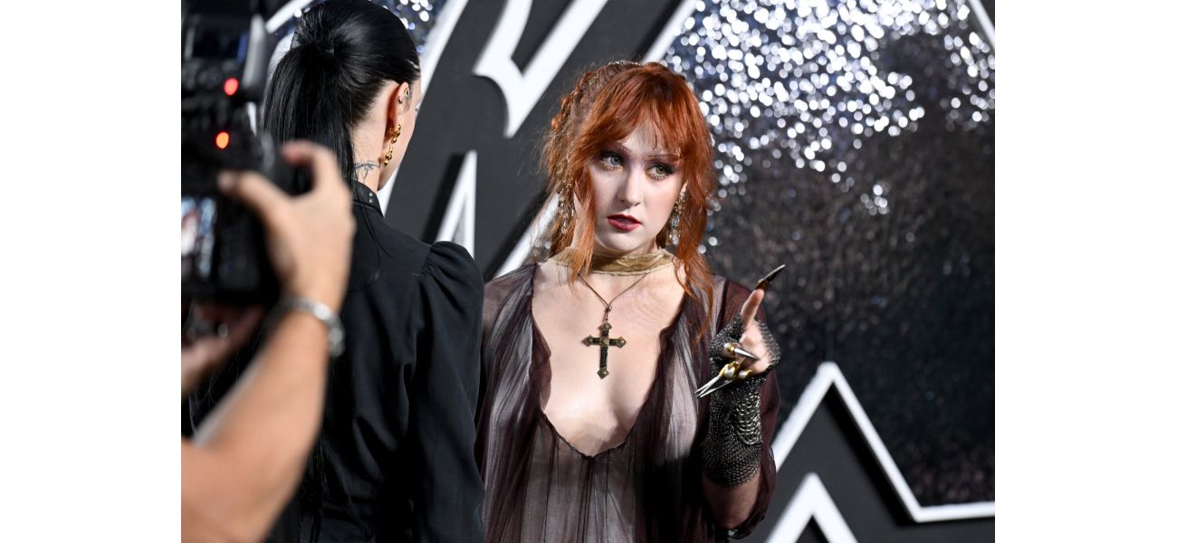 Singer Chappell Roan received positive attention for standing up to a photographer and using strong language during her VMAs red carpet appearance.
