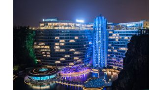UK construction jobs offer competitive salaries and benefits.