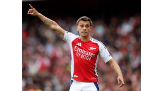 Fabregas wants Arteta to play Trossard instead of Odegaard against Tottenham due to Odegaard’s injury.