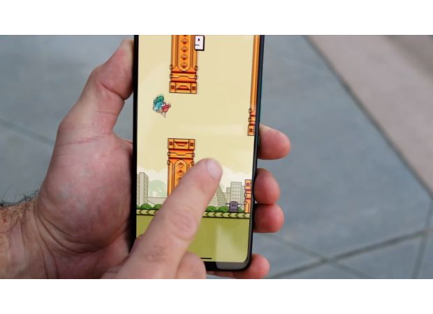 Flappy Bird will make a comeback in 2021 due to fan support, despite previous controversies.