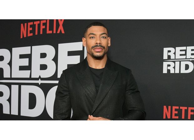 Netflix viewers are excited about an up-and-coming British actor, aged 30, who is being praised as a potential future James Bond.