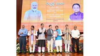 Odisha's CM wants new hires to focus on resolving public complaints quickly.