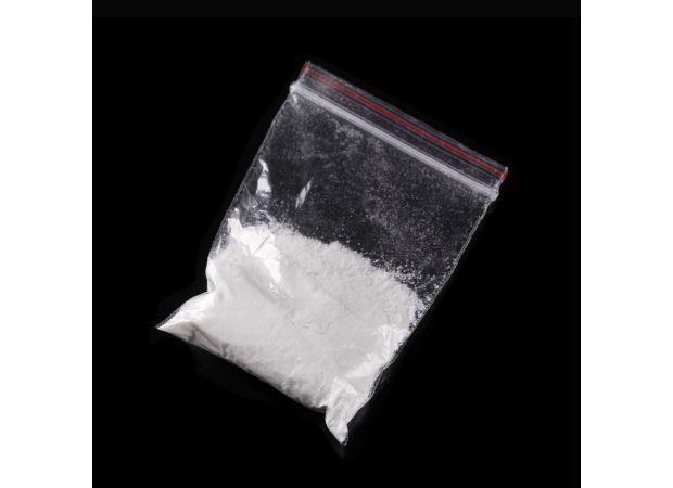 Two people died from heroin overdose after mistakenly consuming drugs they believed were cocaine.