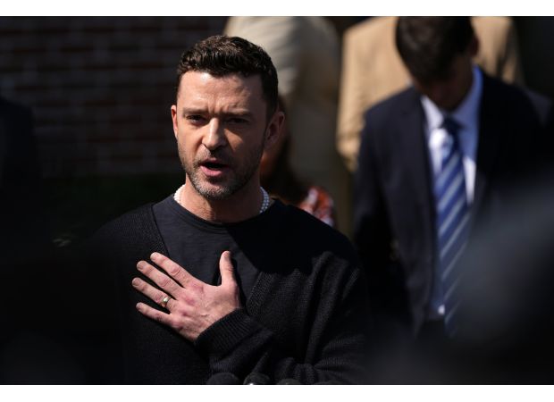 Timberlake admits guilt and gives caution in DUI court arrangement.