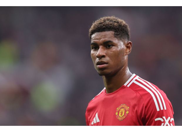 Rashford feels that Man United veterans and commentators are pressuring him.