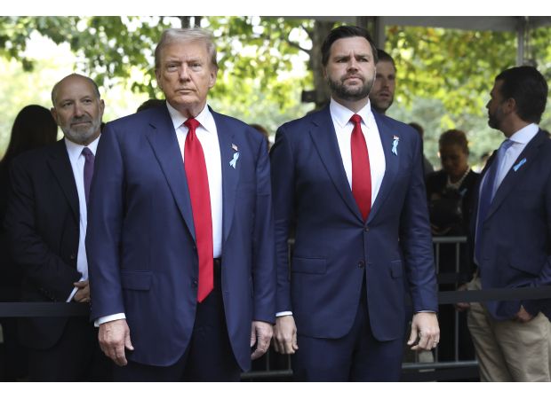 Trump promises widespread 'deportation' in response to pet-eating accusation.