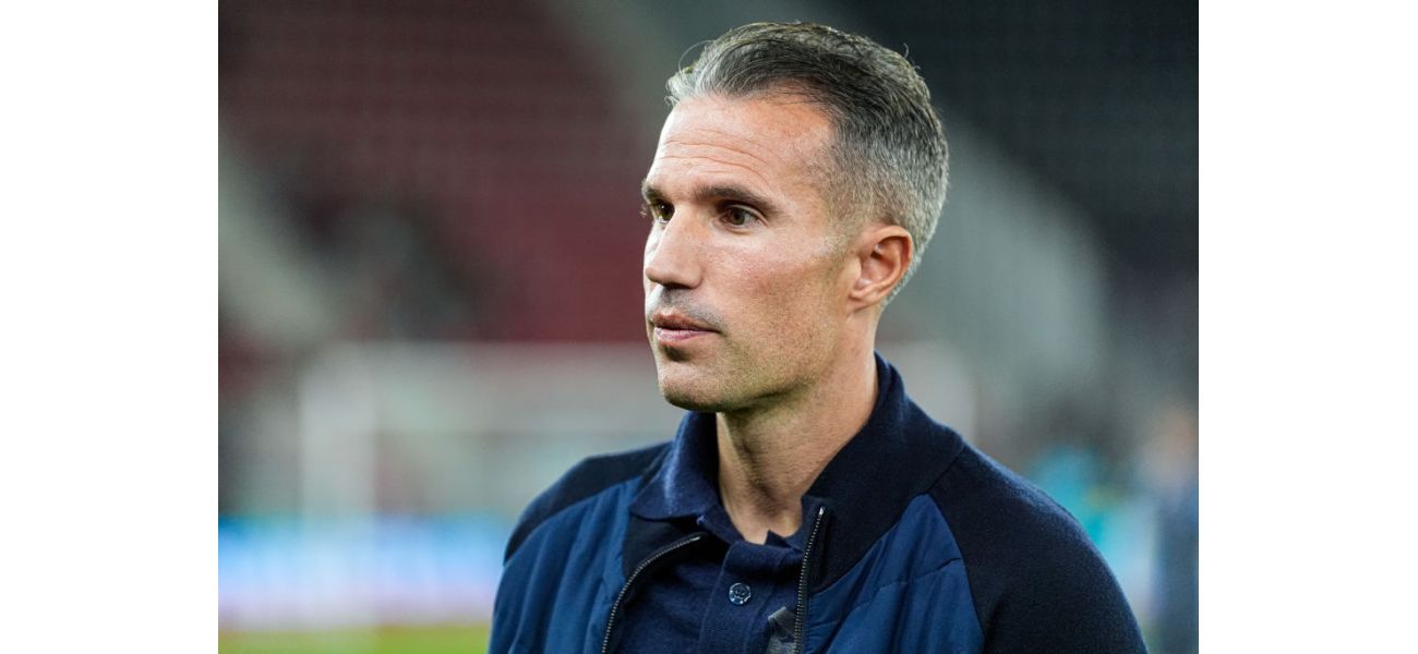 Van Persie loses big in 4th game as manager with 9-1 record-breaking defeat
