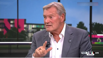 Glen Hoddle criticizes underperforming Tottenham player following loss to Arsenal.