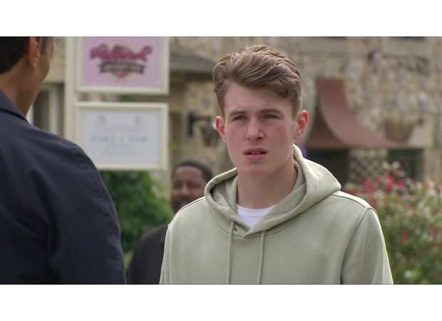 Jai uncovers a major secret in Emmerdale, but will he tell Laurel?