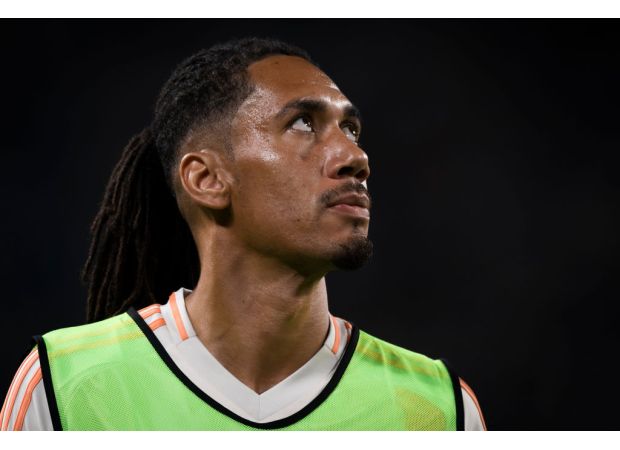 Ex-Man Utd player Chris Smalling's disastrous start in Saudi Pro League.