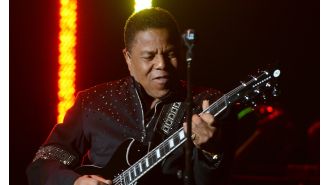 Tito Jackson, a member of the Jackson 5, passes away at 70 years old.