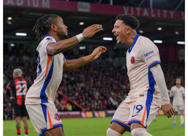 Man Utd player Bruno Fernandes showed support for Jadon Sancho after the former flop played his debut match with Chelsea.