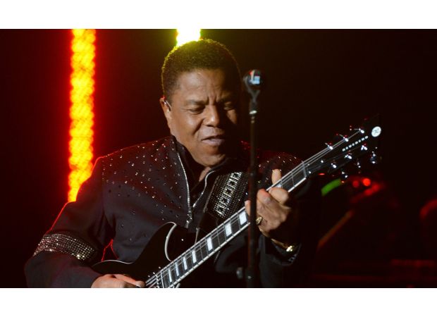 Tito Jackson, a member of the Jackson 5, passes away at 70 years old.