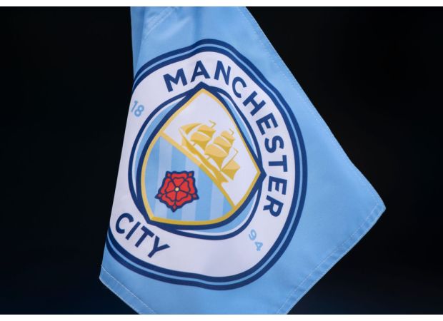 Who is the owner of Manchester City and what is their spending record?
