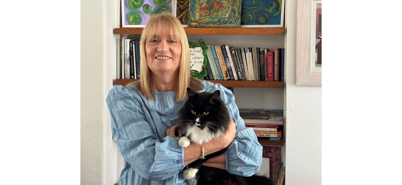 Sheela was silent for two decades until Marley extended his paw to her.