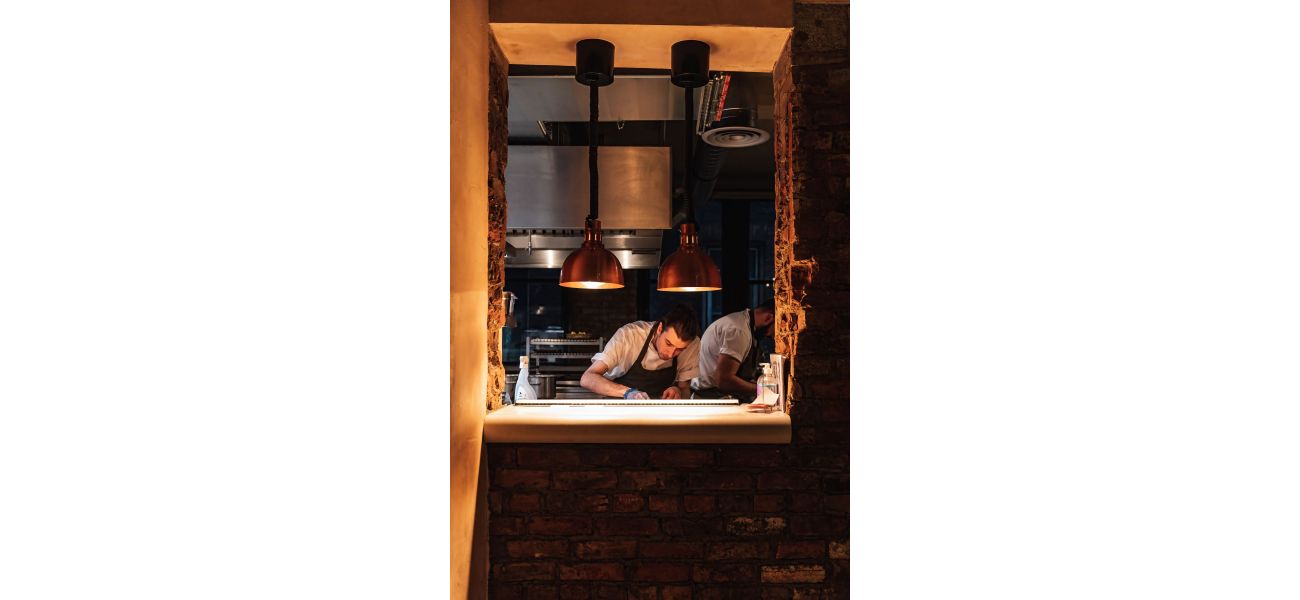 The Alan, Dine & Drink is a restaurant that offers both food and drinks.