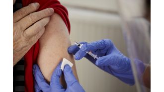 Who can receive a Covid booster vaccine during the upcoming autumn and winter season?