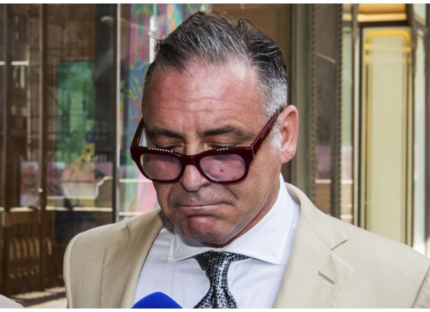 Ex-TV presenter Andrew O'Keefe arrested and charged with new offenses.