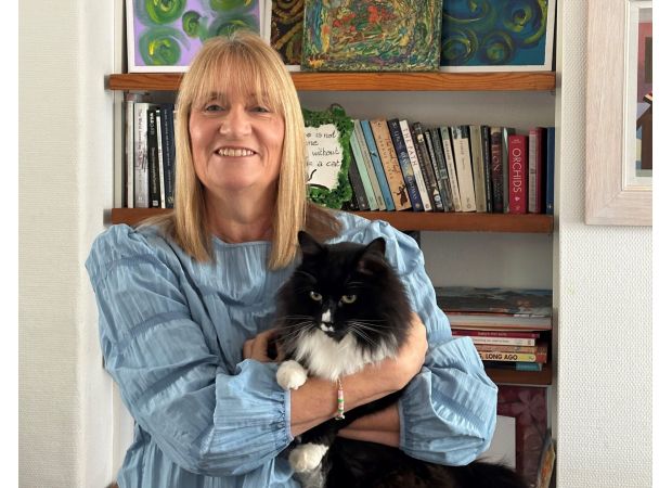 Sheela was silent for two decades until Marley extended his paw to her.