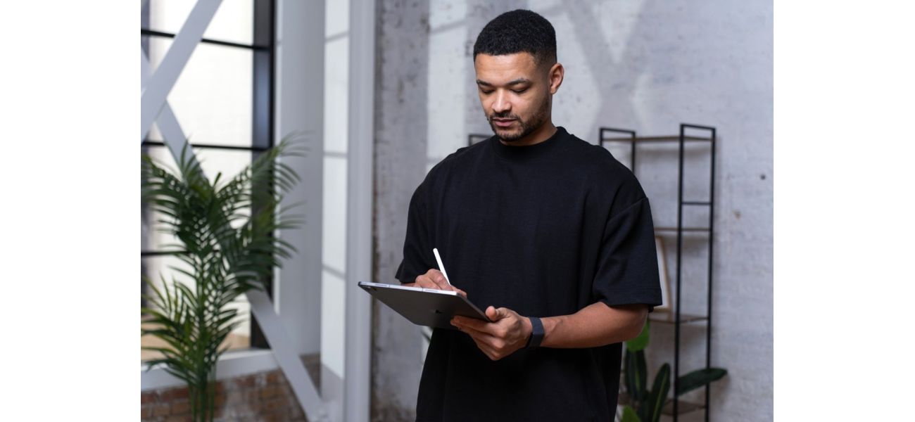 Small business owners can win £10,000 by creating a business manifesto to help achieve their dreams.