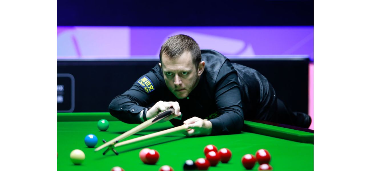 Mark Allen avoids elimination while other top-ranked players are knocked out at the English Open.