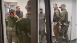 Ukrainian fighter Usyk detained at airport before anticipated match against Joshua and Dubois.