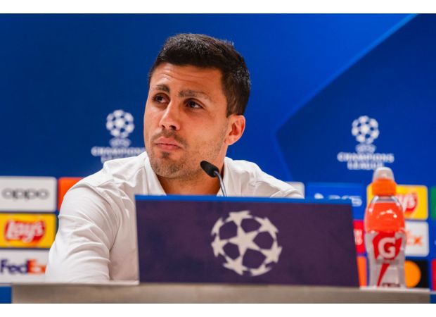 Rodri, a player for Manchester City, addresses rumors of a possible transfer to Real Madrid and alludes to a potential player strike.
