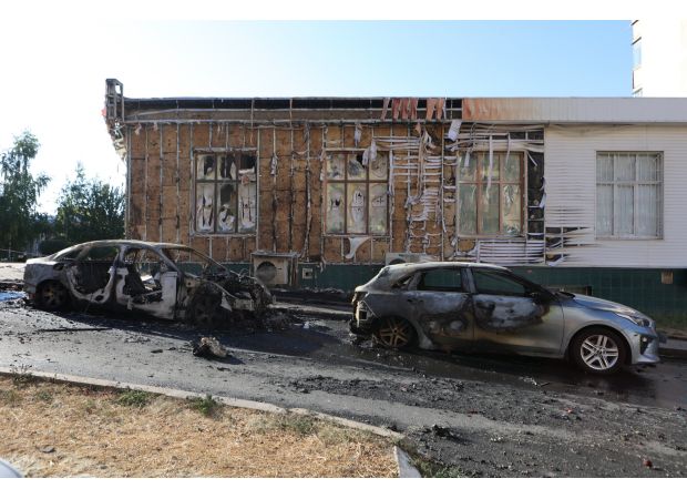 Ukrainian prisoner of war killed by Putin's forces using a sword.