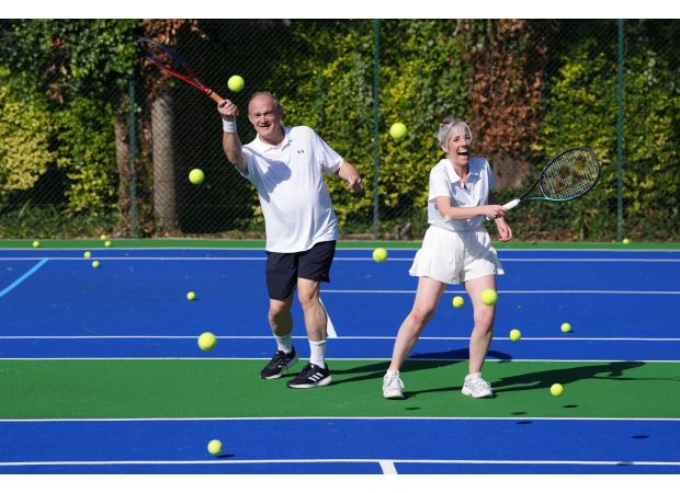 Ed Davey, the leader of the Liberal Democrats, explains why he chose not to put his hand inside a cow.
