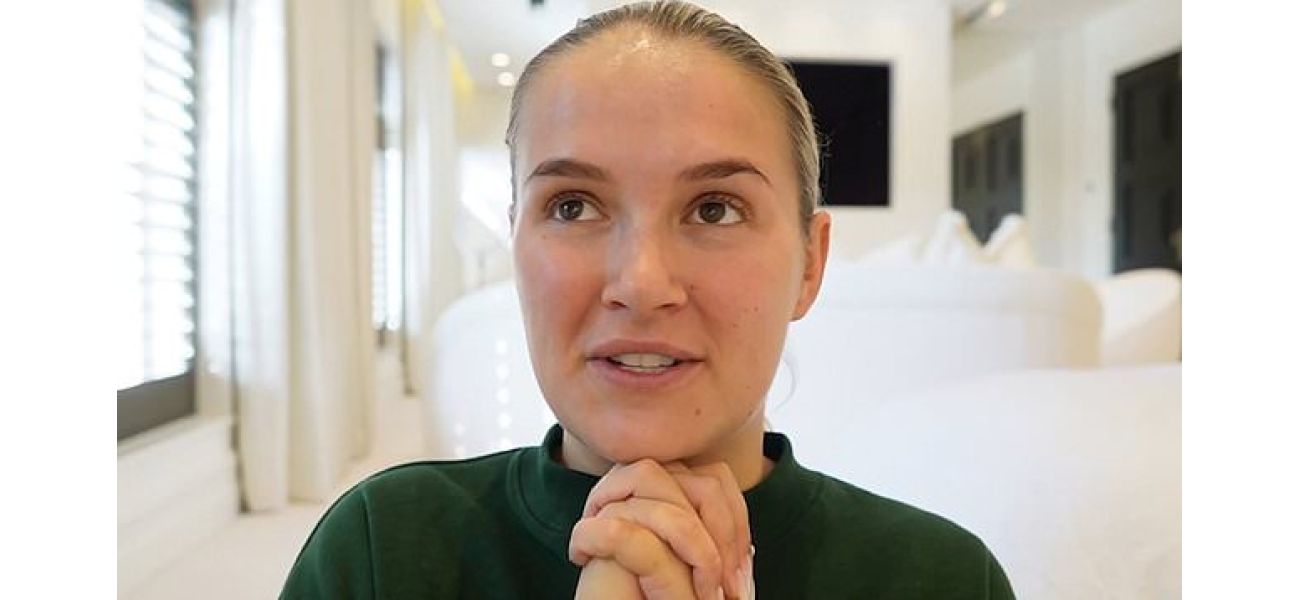 Molly-Mae Hague denies rumors of getting back together with Tommy Fury and talks about starting a new chapter in her life.