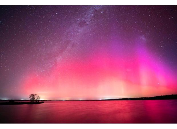 The skies of Australia may be illuminated tonight by the aurora australis.