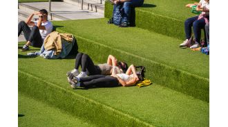 For a short period, the weather in the UK will be very warm, with London being hotter than Barcelona.